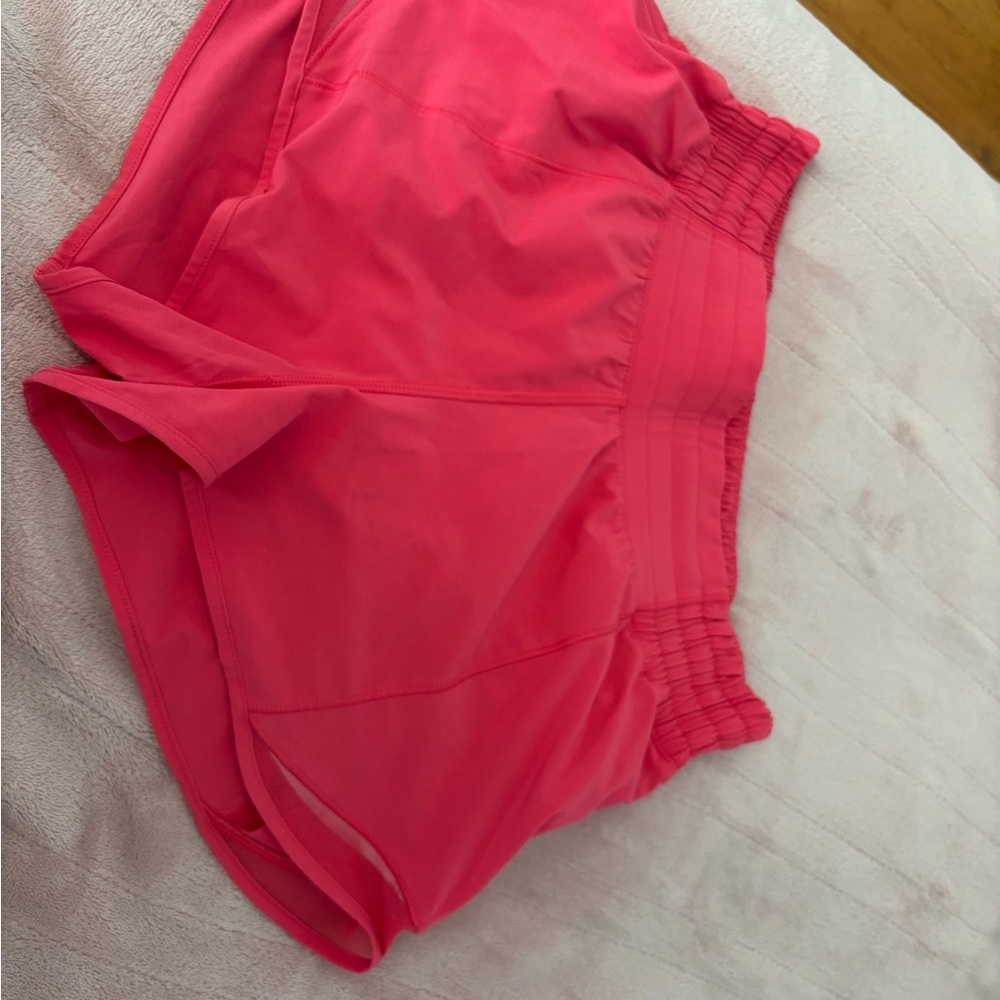 lululemon athletica lip gloss (pink) hotty hot shorts like new